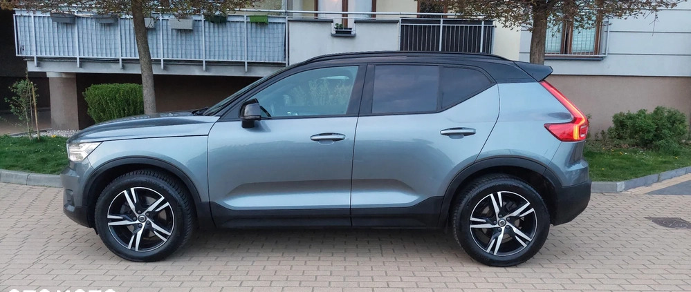 Volvo XC 40 cena 95500 przebieg: 209400, rok produkcji 2019 z Warszawa małe 781